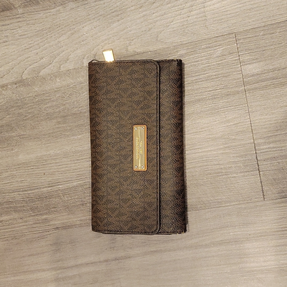Authentic Michael Kors Wallet